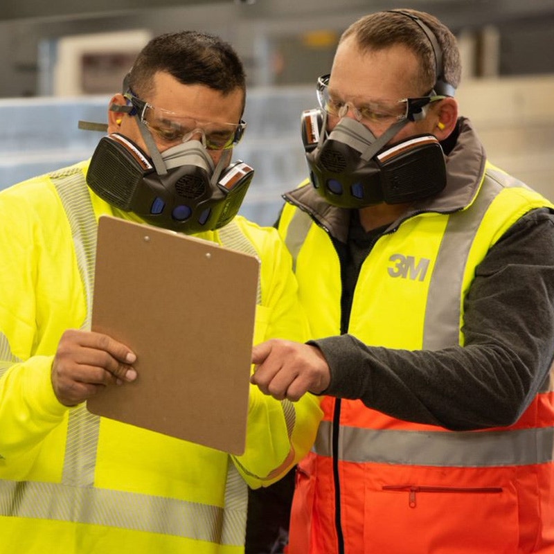 3M HF-803SD Secure Click Reusable Half Face Mask with Speaking Diaphragm - Large